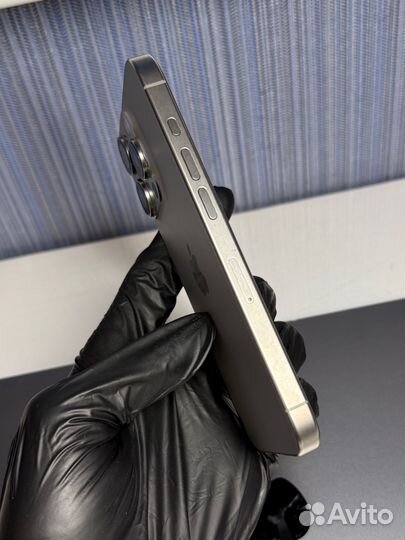 iPhone 15 Pro, 256 ГБ