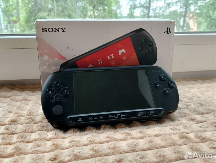 Sony PSP e 1008