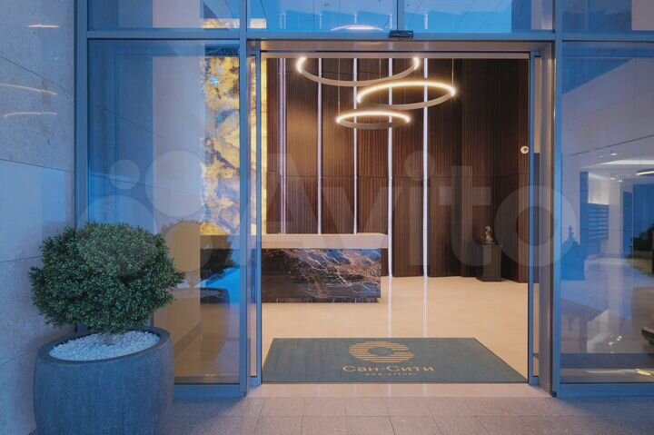 3-к. квартира, 106 м², 16/27 эт.