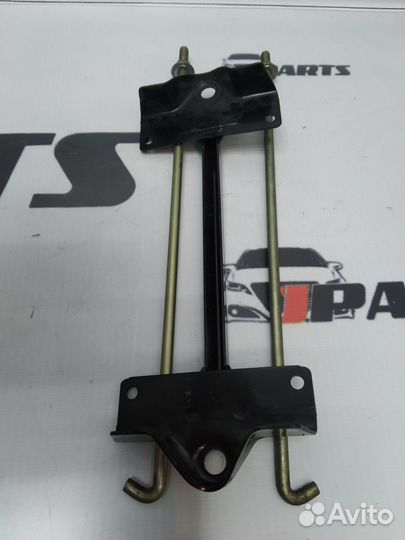 Крепление аккумулятора Mitsubishi ASX I (2010—2013