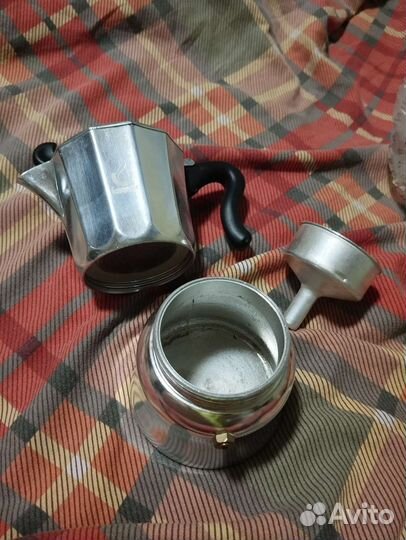 Гейзерная кофеварка