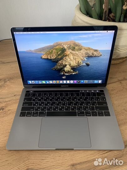 MacBook Pro 13 2017 i5 8gb 512gb