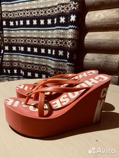 Босоножки женские