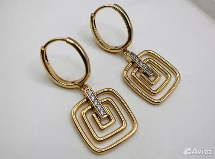 Красивые, стильные серьги