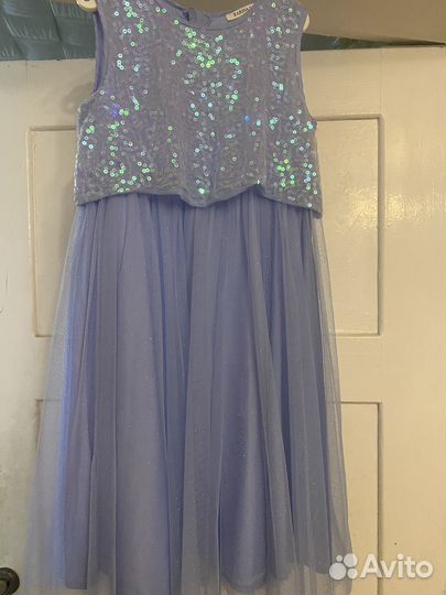 Платье праздничное