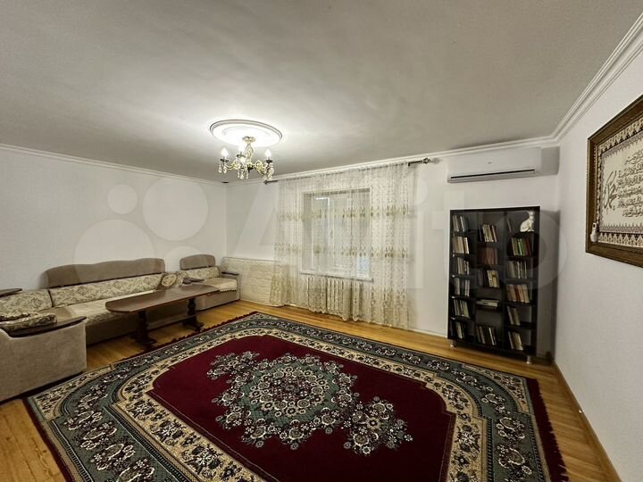 Дом 100 м² на участке 1,55 га