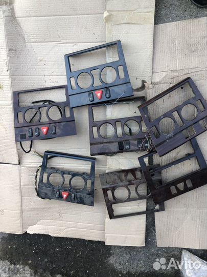 Блок кнопок аварийка на мерседес Е210