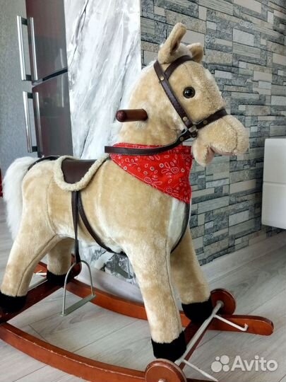 Качалка лошадь