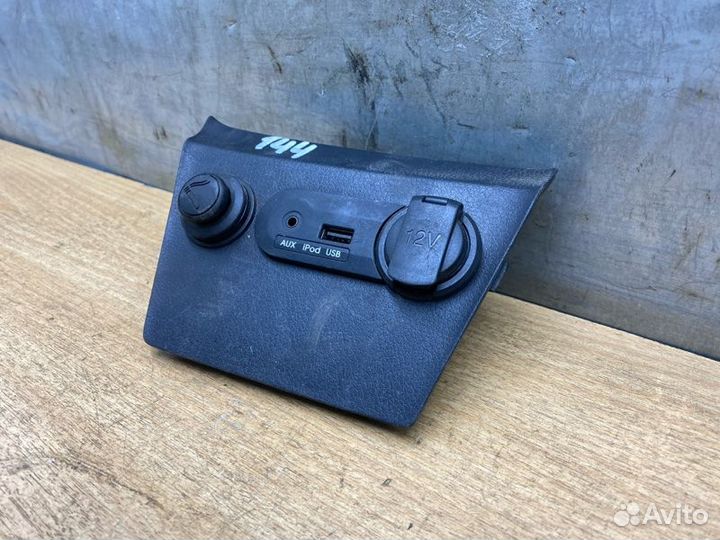 Панель прикуривателя Kia Rio 3 седан G4FC 2012