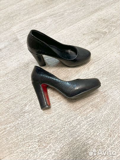 Туфли женские