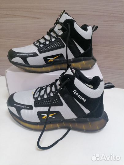 Мужские зимние кроссовки