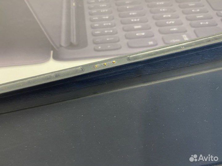 Смарт клавиатура iPad