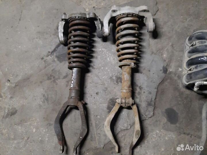 Передняя стойка амортизатора chrysler cirrus