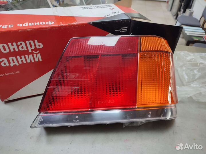 Фонарь задний 2115