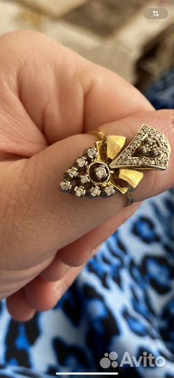 Золотой комплект с бриллиантами 750проба