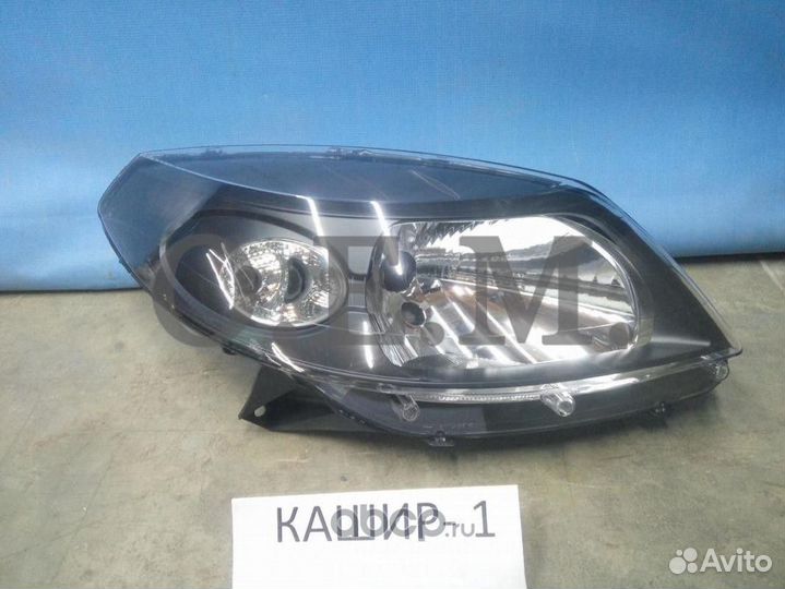 Фара правая Renault Sandero 1 2009-2014