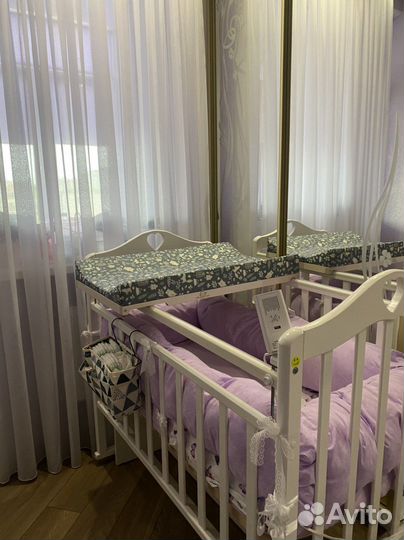 Пеленальная доска на кроватку