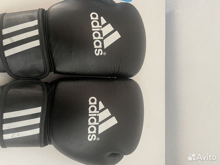 Боксерские перчатки 14 oz