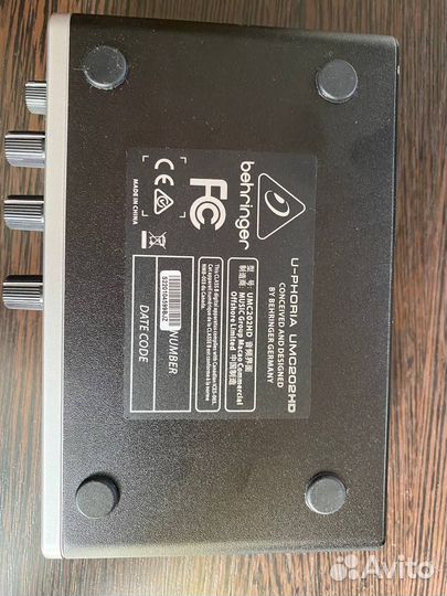 Внешняя звуковая карта behringer U-phoria UMC202HD