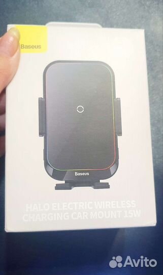 Автомобильное зарядное устройство для телефона