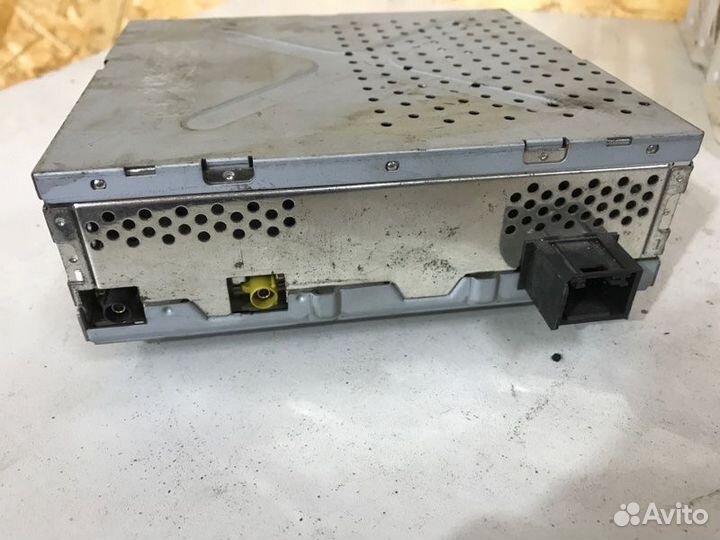 Усилитель Mercedes-Benz E-Class W211