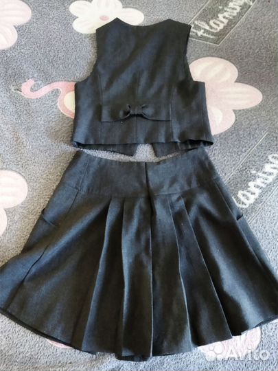 Юбка, блузка, костюм (юбка, жилетка)