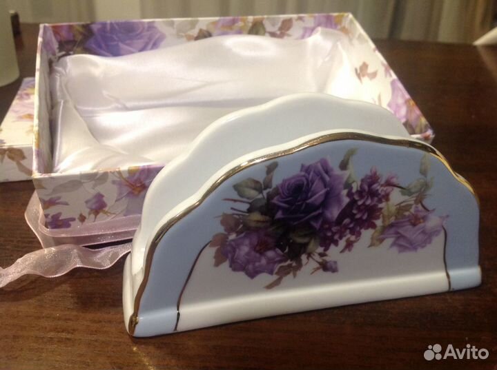 Новая салфетница в фирменной коробке