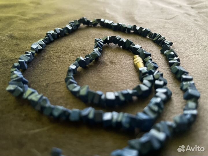 Бусы из лазурита