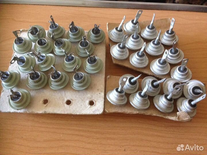 Радиодетали,реле,кнопки,тумблера СССР