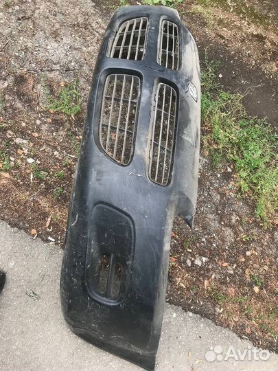 Бампер передний dodge stratus