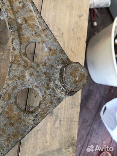 Рычаг левый верхний Chrysler 300c