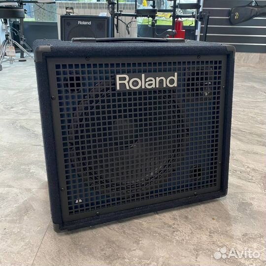 Комбоусилитель Roland KC-200