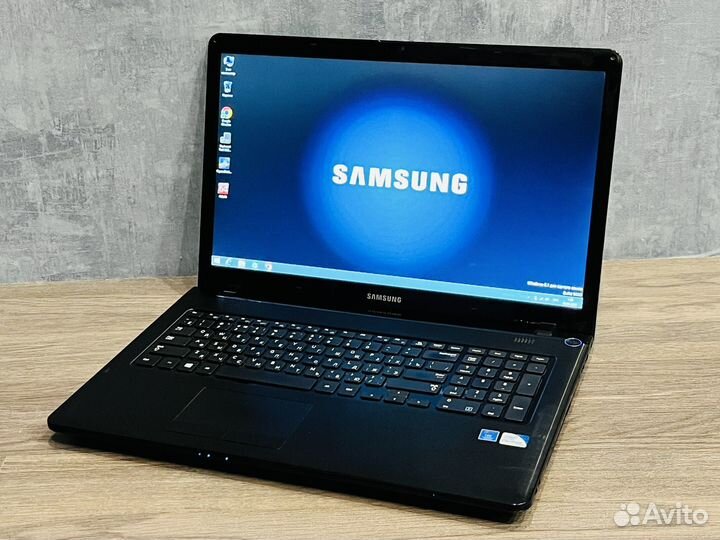 Ноутбук Samsung 17,3“ для работы и серфинга