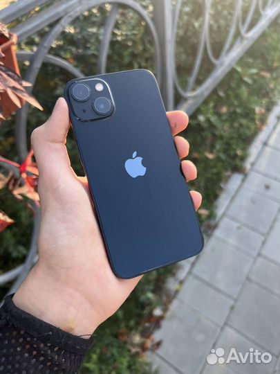iPhone 13 256GB 2sim хороший