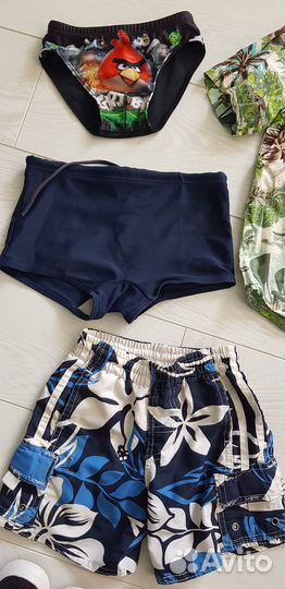 Плавки шорты сланцы кеды рубашка чешки