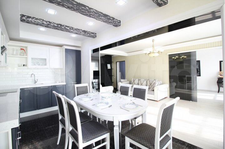 2-к. квартира, 46 м², 10/18 эт.