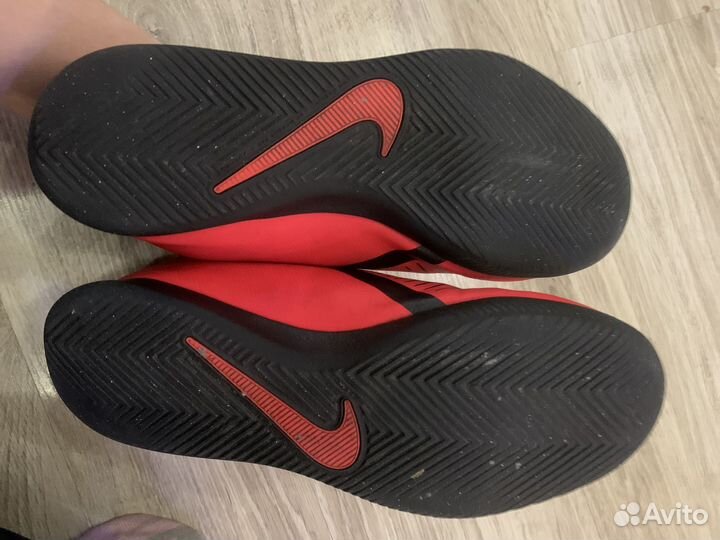 Футзалки nike