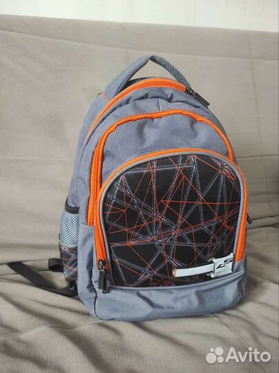 Школьный рюкзак