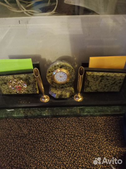 Настольные часы