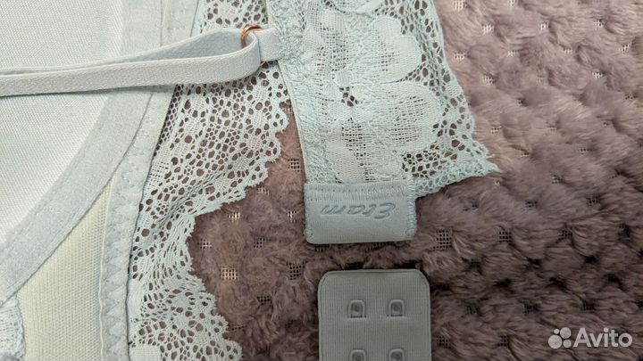 Бюстгальтер Etam новый 70B
