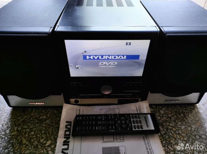 Микросистема Hyundai H-MS1109 с TFT монитором