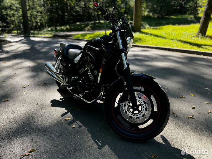 Yamaha V-Max 1200