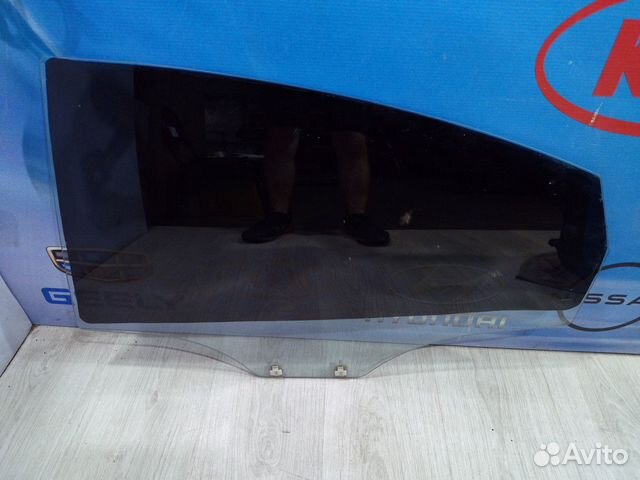 Стекло боковое двери Hyundai solaris Лев