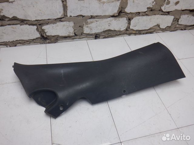 Обшивка стойки задней Focus 1