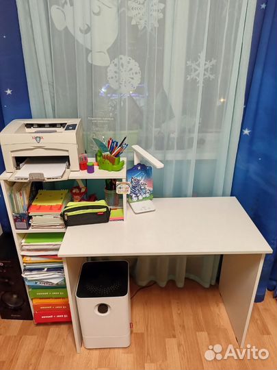 Стол письменный