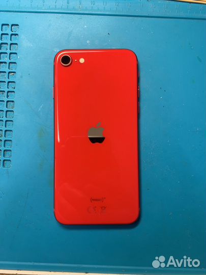 iPhone SE (2020), 64 ГБ