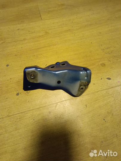 Кронштейн переднего левого крыла hyundai solaris 1