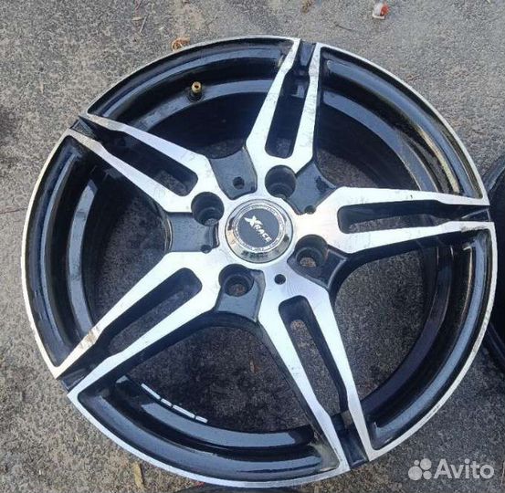 Литые диски r15 4x100 kia хунд ровн без рем