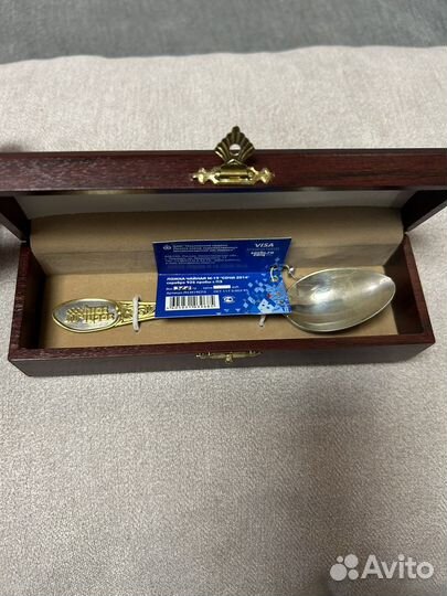 Серебряная чайная ложка