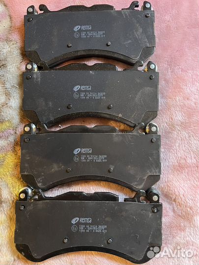 Тормозные колодки перед Mersedes CL, CLS, SL